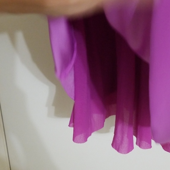 Top - Picture 2 of 3